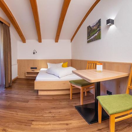 Pension Rosenhuegel Neustift im Stubaital Exterior photo